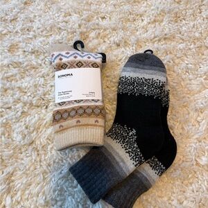 Sonoma Black and Cream Patterned Socks